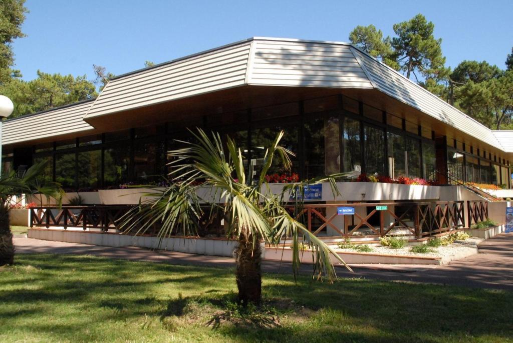 Camping Ocean Vacances Saint-Georges-de-Didonne Exterior foto